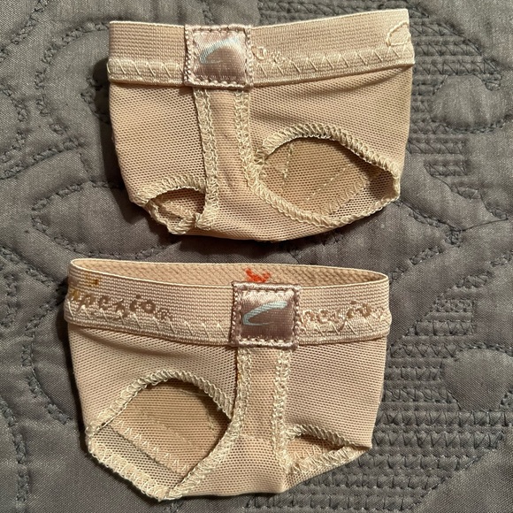 Capezio Foot Undeez - Picture 1 of 4
